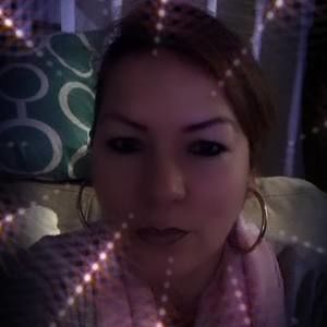 Meet your Posher, Nora